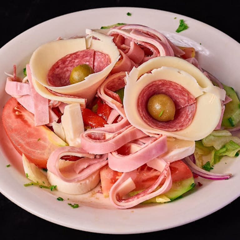 Delicious Antipasto Salad